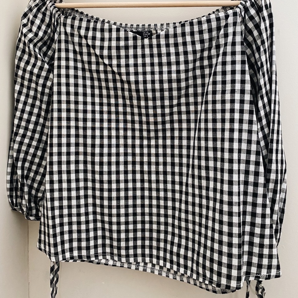 Boohoo off the shoulder checkered top
